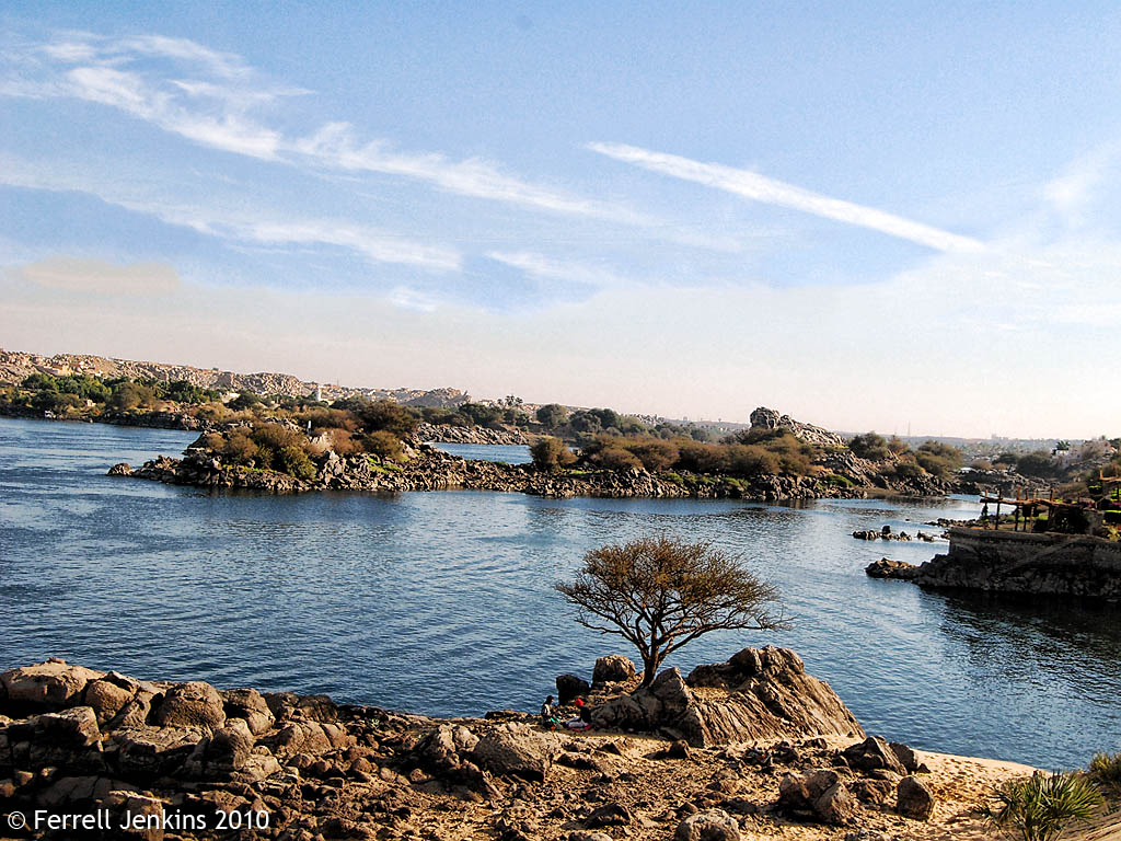 The first cataract of the Nile at Aswan. Photo by Ferrell Jenkins