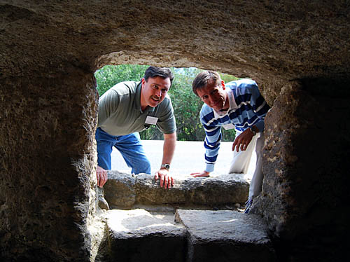 Two disciples look into an empty tomb. Photo by F. Jenkins.