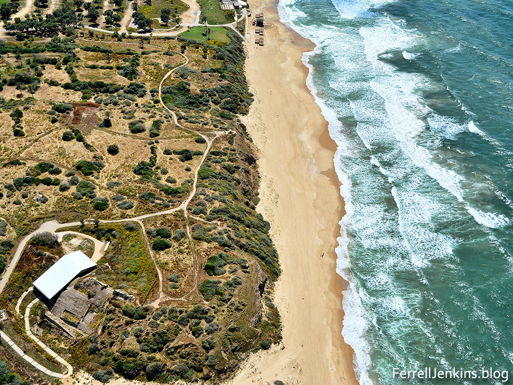 Aerial view of Tel Ashkelon along the Mediterranean coast in southern Israel. Photo by Ferrell Jenkins.